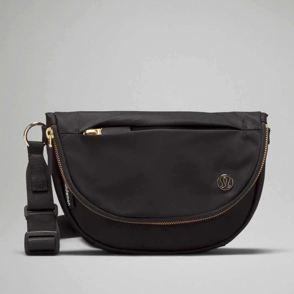 Lululemon All Night Festival Bag